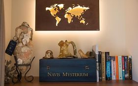 Luxury Apartment Edi